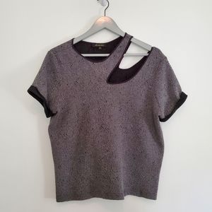 Whitney Eve Gray Top Cutout Short Sleeve Medium
